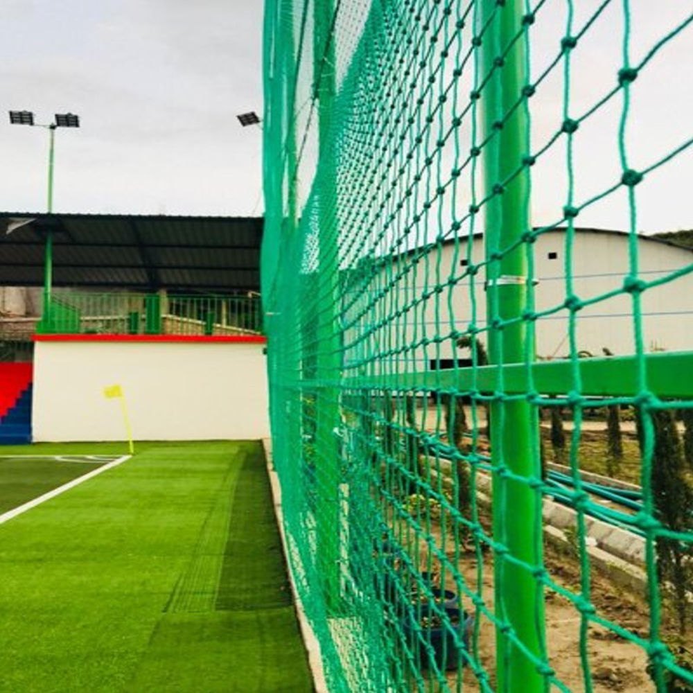 Turf net for a sports practice area